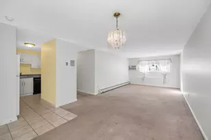 351 Pawtucket Blvd, Lowell, MA 01854 - Photo 6