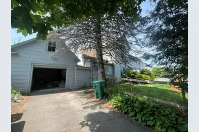 267 Oak Hill Rd, Fitchburg, MA 01420 - Photo 2