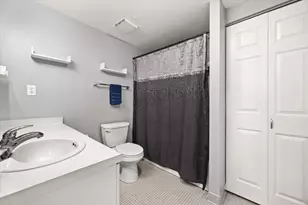 96 Old Colony Ave, Taunton, MA 02718 - Photo 16