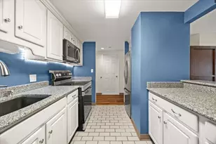 96 Old Colony Ave, Taunton, MA 02718 - Photo 4