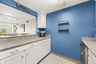 96 Old Colony Ave, Taunton, MA 02718 - Photo 6