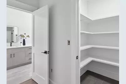 30 Mendon St, Upton, MA 01568 - Photo 14