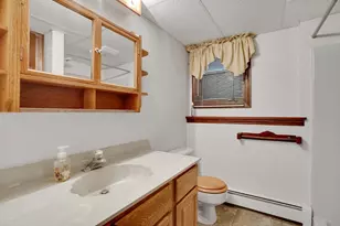 215 Barry St, Agawam, MA 01030 - Photo 22