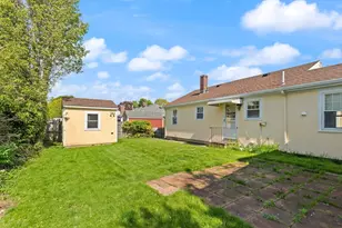 6 Corliss Ave, Gloucester, MA 01930 - Photo 4