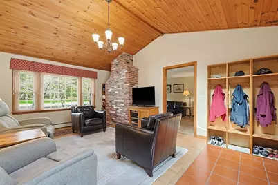 606 Washington St, Franklin, MA 02038 - Photo 20