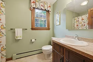 606 Washington St, Franklin, MA 02038 - Photo 24