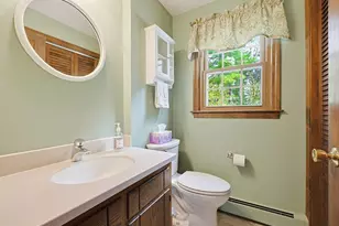 606 Washington St, Franklin, MA 02038 - Photo 16
