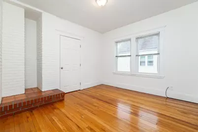 6 Putnam St #0, Watertown, MA 02472 - Photo 8