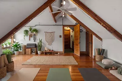 91 Wyman St #3rd Floor, Newton, MA 02468 - Photo 4