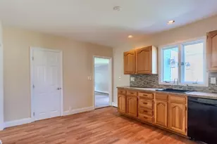 142 E Meadow Rd, Lowell, MA 01854 - Photo 12