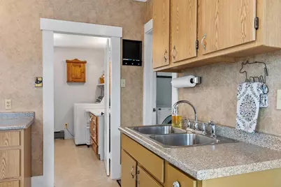 60 W Chestnut St, Athol, MA 01331 - Photo 10