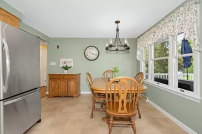83 Mullen Ln, Dracut, MA 01826 - Photo 12