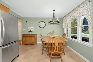 83 Mullen Ln, Dracut, MA 01826 - Photo 12
