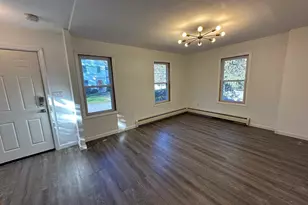 8 Pike St, Hopkinton, MA 01748 - Photo 6
