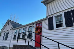 8 Pike St, Hopkinton, MA 01748 - Photo 2