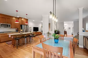 2 Summer Hill Cir, Arlington, MA 02474 - Photo 2