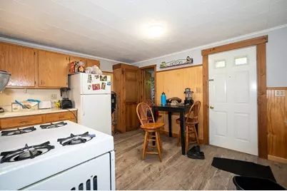 9-11 Maple St, Spencer, MA 01562 - Photo 14
