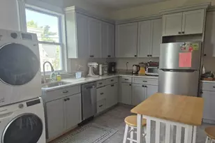 445 Beech St, Boston, MA 02131 - Photo 4