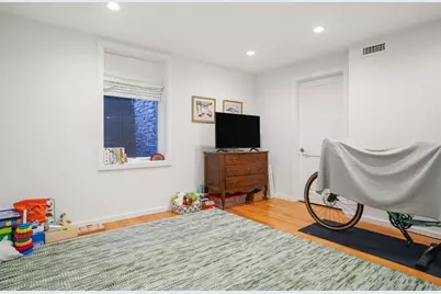 8 Florence Street #0, Cambridge, MA 02139 - Photo 18