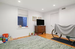 8 Florence St, Cambridge, MA 02139 - Photo 18
