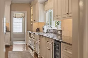 440 Prospect, East Longmeadow, MA 01028 - Photo 10