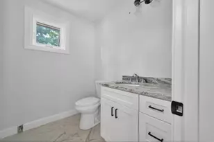 299 Quincy St Building 2, Holbrook, MA 02343 - Photo 10