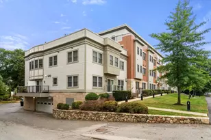 321 Hammond Pond Pkwy, Brookline, MA 02467 - Photo 12