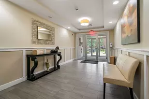 321 Hammond Pond Pkwy, Brookline, MA 02467 - Photo 14