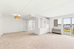 100 Cove Way, Quincy, MA 02169 - Photo 14