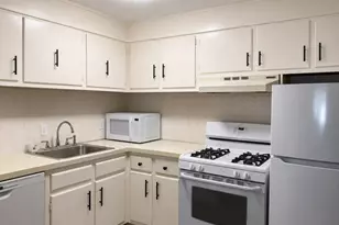635 West Lowell Ave, Haverhill, MA 01832 - Photo 8