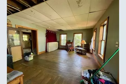 4 Brigham St, Hubbardston, MA 01452 - Photo 8