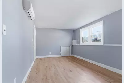 35 Hartford Ave, Bellingham, MA 02019 - Photo 24