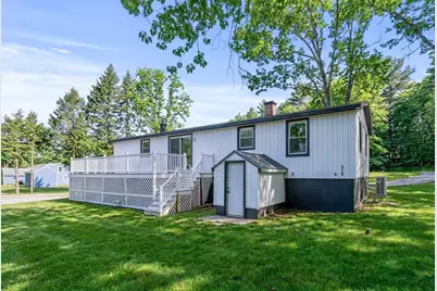 35 Hartford Ave, Bellingham, MA 02019 - Photo 26