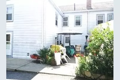 79 Woburn St #1, Reading, MA 01868 - Photo 2