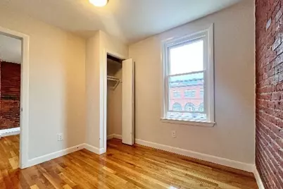 162 Broadway St #2, Somerville, MA 02145 - Photo 8