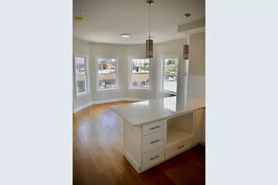 35 Chestnut St #1, Wakefield, MA 01880 - Photo 4