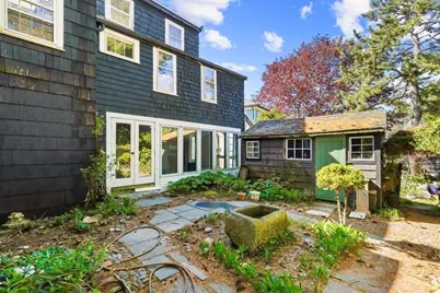 29 & 31 Circle Street, Marblehead, MA 01945 - Photo 32