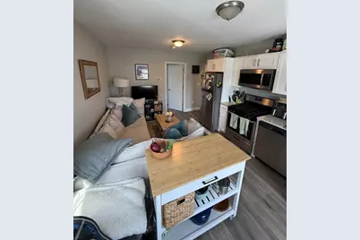 397 K St #3, Boston, MA 02127 - Photo 4