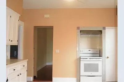 129 Brown St. #2, Waltham, MA 02452 - Photo 8