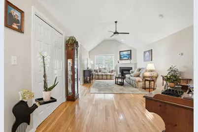 56 Nature View Drve #56, Uxbridge, MA 01569 - Photo 4