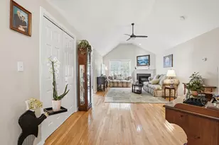 56 Nature View Drve, Uxbridge, MA 01569 - Photo 4