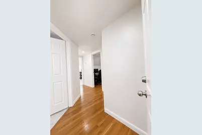 5 Myrtle St #3, Saugus, MA 01906 - Photo 2