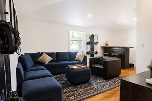 5 Myrtle St, Saugus, MA 01906 - Photo 12