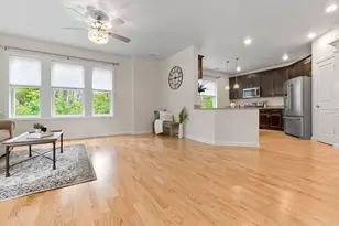 220 Martins Lndg, North Reading, MA 01864 - Photo 8