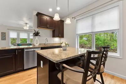 220 Martins Lndg #107, North Reading, MA 01864 - Photo 4