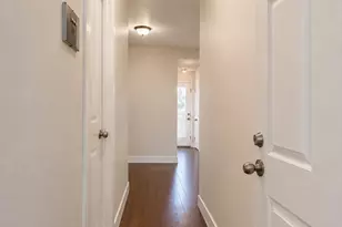 128 Shawmut St, Chelsea, MA 02150 - Photo 8