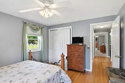 69 Parkview Dr, Agawam, MA 01030 - Photo 24