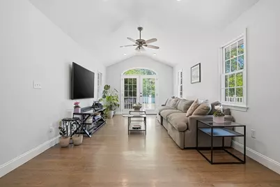 1239 Edgell Rd, Framingham, MA 01701 - Photo 4