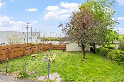 77 Mack Rd, Fitchburg, MA 01420 - Photo 4