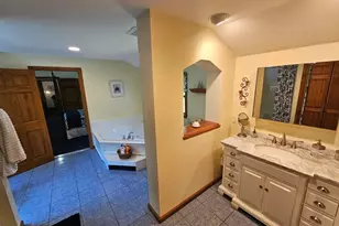 2 Center Hill Rd, Pembroke, MA 02359 - Photo 12